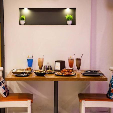 Zostel Delhi Hostel Νέο Δελχί Εξωτερικό φωτογραφία